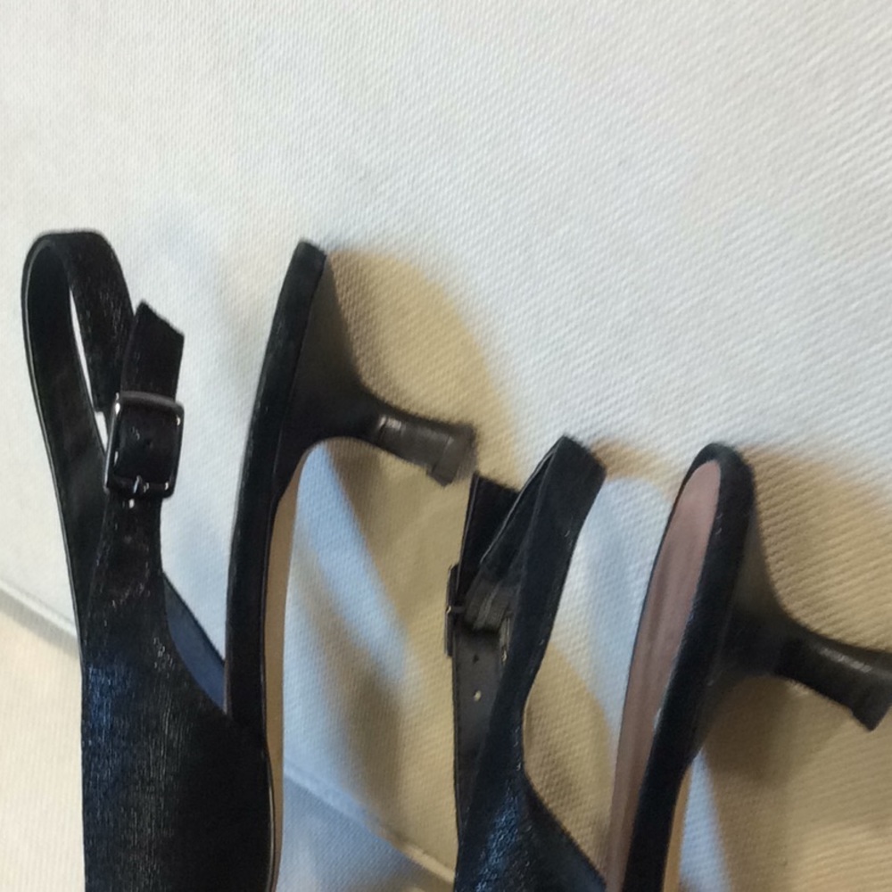 Donald J Pliner Black Slingback ⭐️⭐️⭐️⭐️⭐️ - Picture 8 of 13
